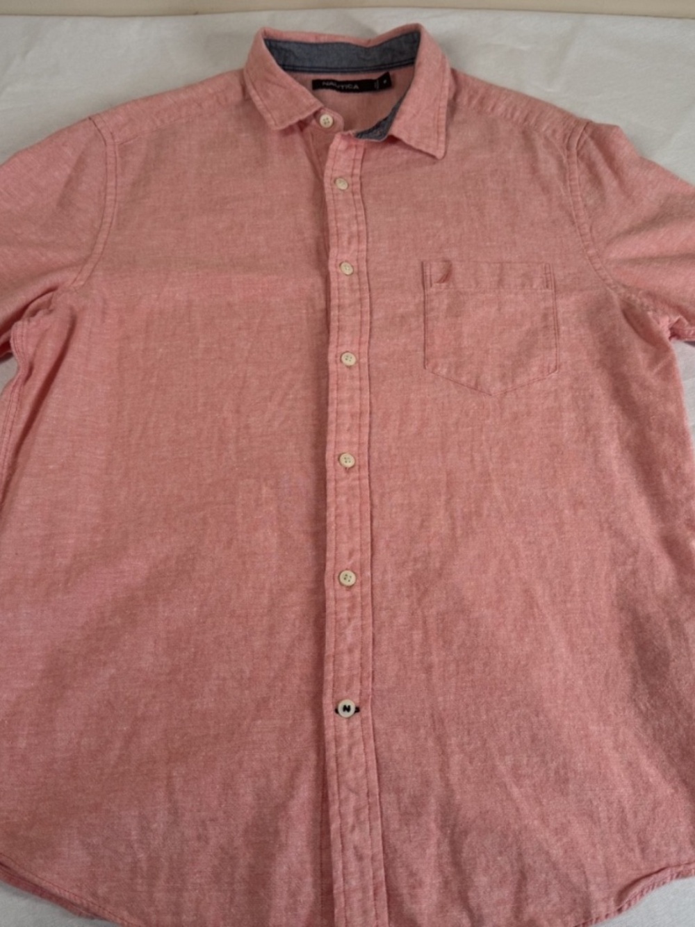 Men's Nautica Short Sleeve Button Up Shirt Size Medium - Salmon Pink